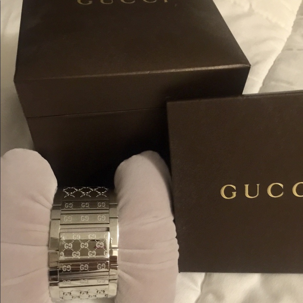 💞Authentic Gucci Watch💞 - Picture 2 of 6